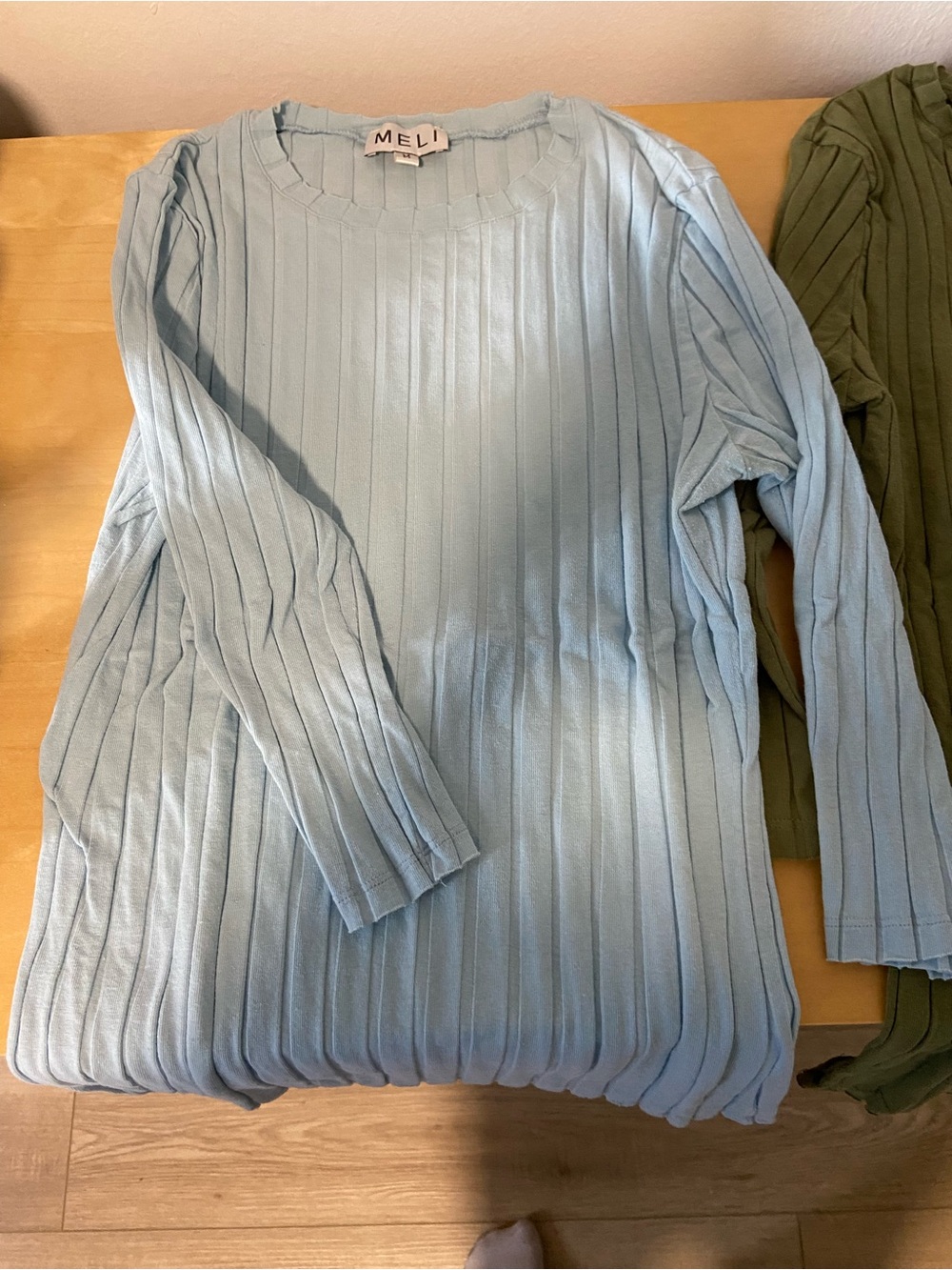 Meli Ribbed Long-Sleeve Tops - Picture 2 of 4